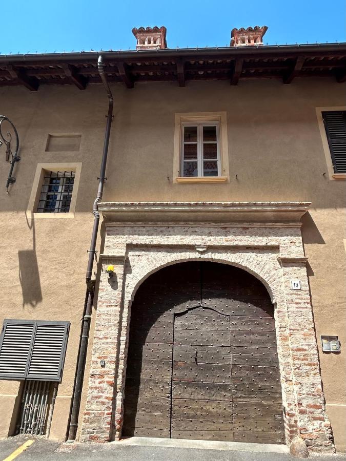 La Finestra Sulle Langhe - M3Langhe Apartment Cherasco Bagian luar foto